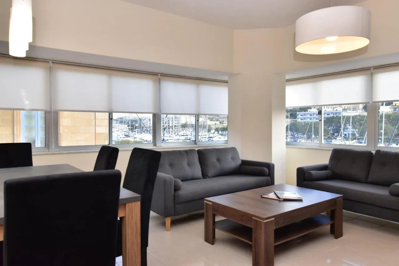 2 Bedroom Apartment - Spacious, Bright & Central - 4 Msida