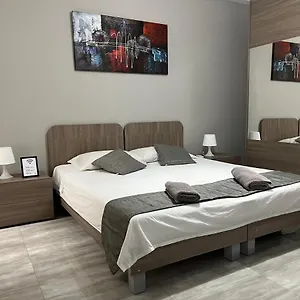 F7 1, Private Double With Private Bathroom In Shared Flat Msida
